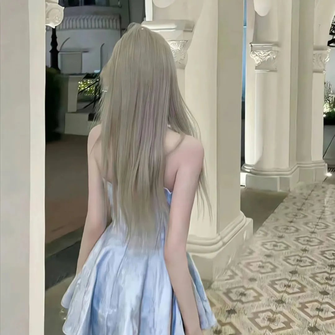 绝对缄默海报